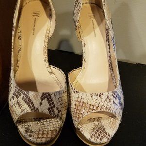 INC International Concepts